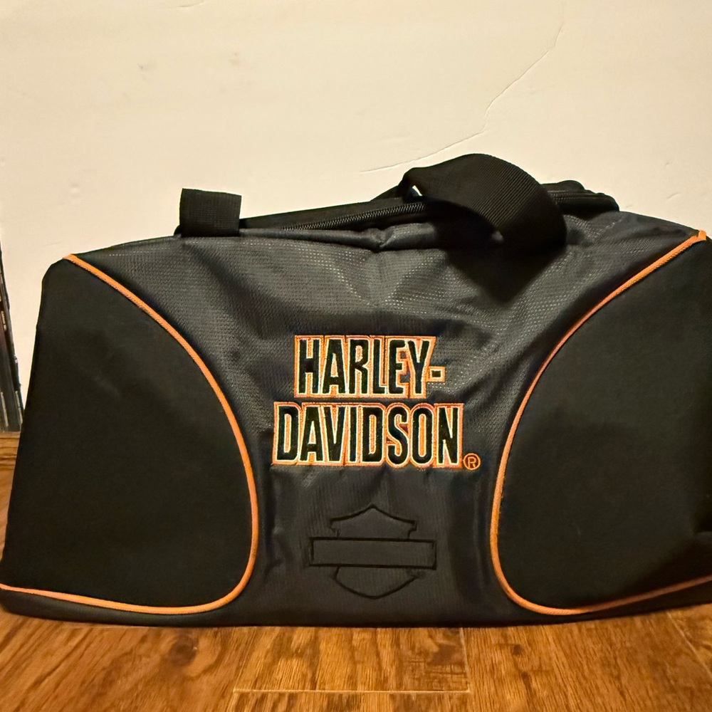 Harley-Davidson Black and Orange Men's Duffle carry on Bag